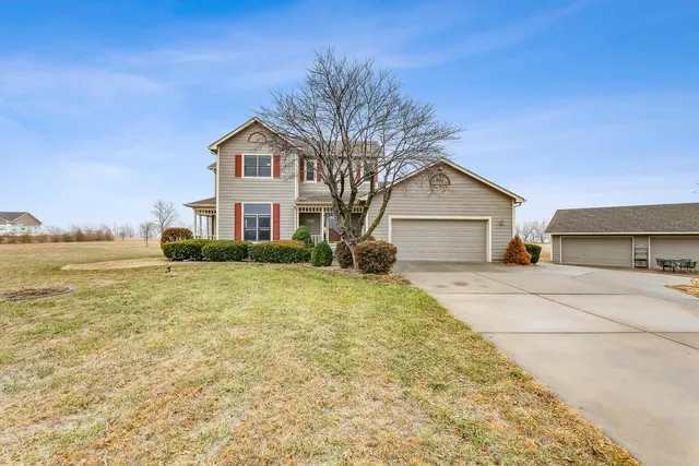 $439,000 | 7525 East Oak Tree Lane, Kechi, KS 67067
