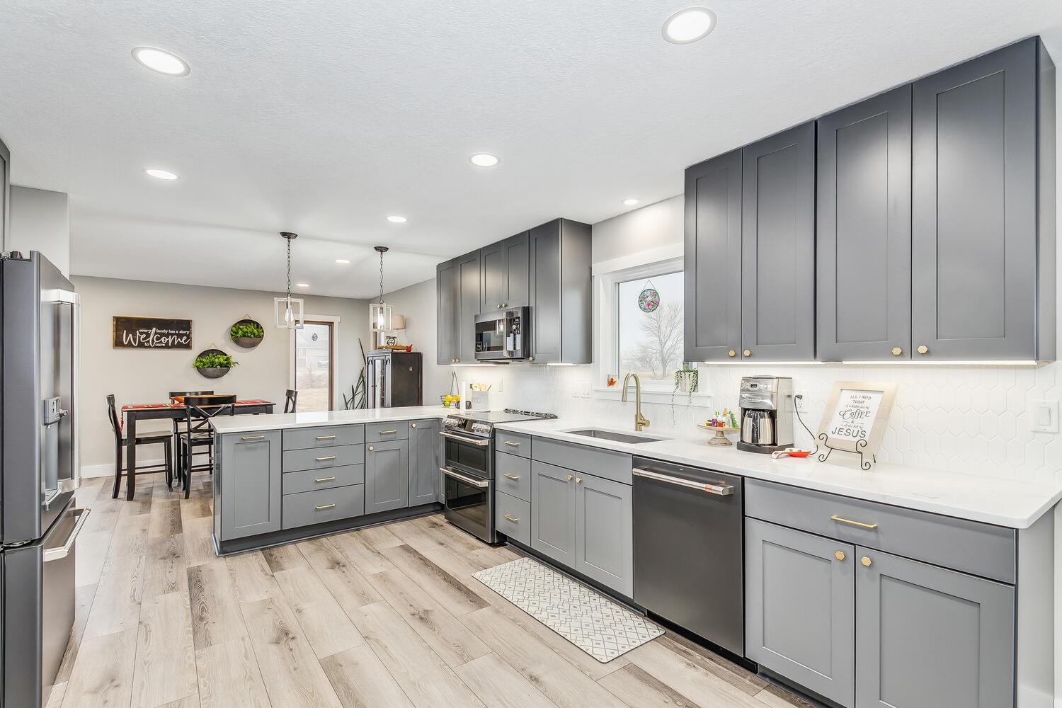 7525 East Oak Tree Lane Kechi, KS 67067 - Photo 8 of 35