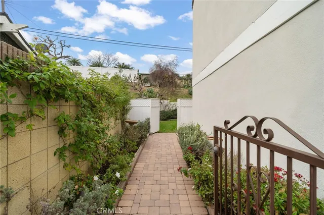 a view of a pathway of a building