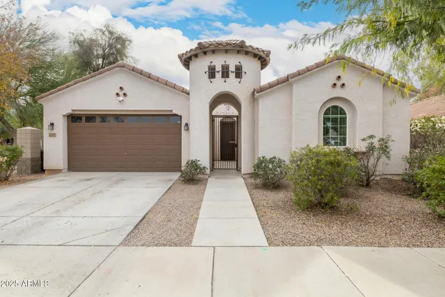 $549,000 | 22385 East Vía De Olivos, Queen Creek, AZ 85142