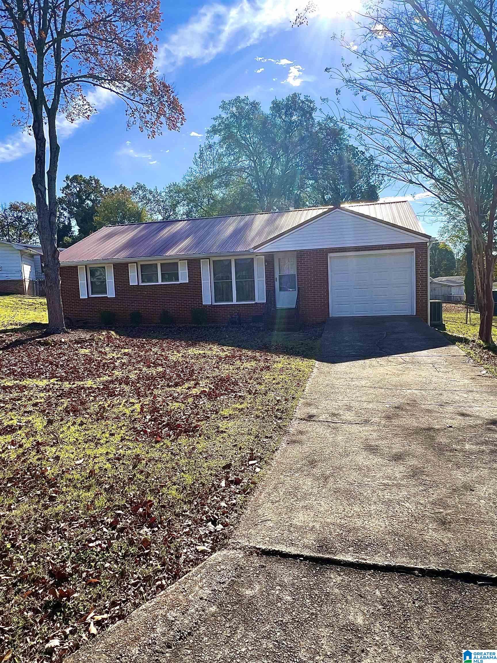 1501 Cloverdale Road Anniston, AL 36207 - Photo 2 of 18 Gallery Image 2
