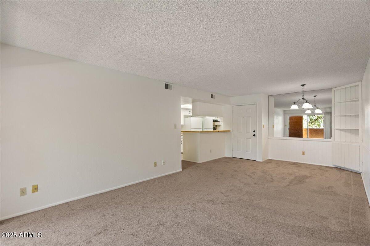 540 North May, Unit 2148 Mesa, AZ 85201 - Photo 5 of 19 07-Living Room