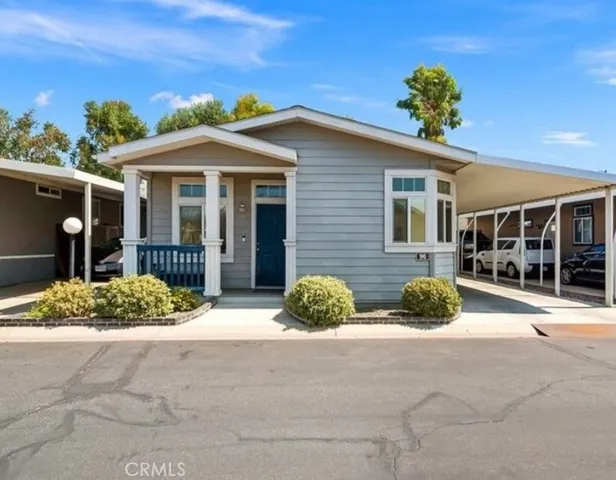 a view of a house with a outdoor space
