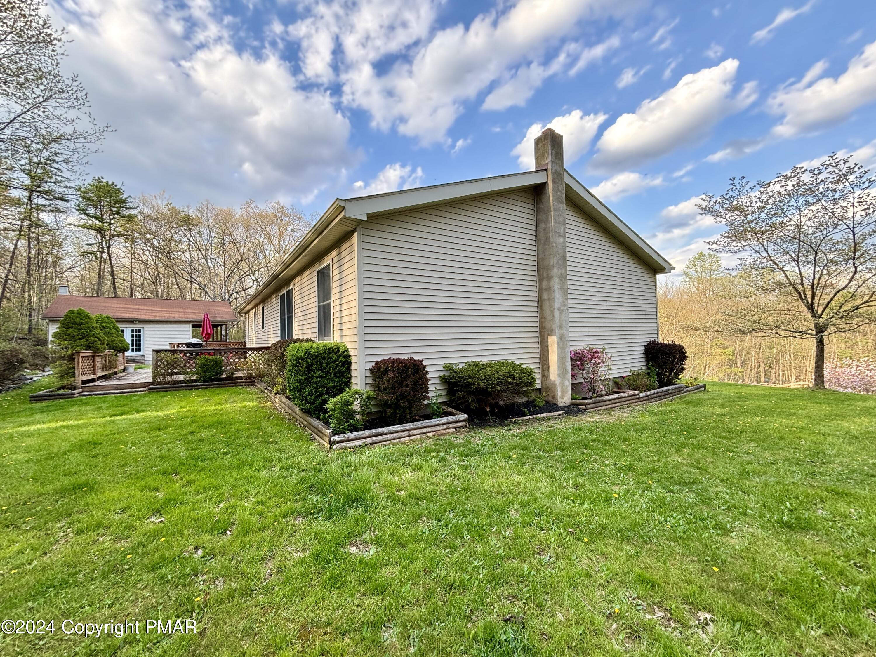 285 Frailey Road Stroudsburg, PA 18360 - Photo 24 of 60 Side Yard