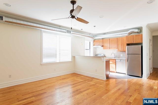 855 Broad Avenue, Unit 25 Ridgefield, NJ 07657 - Photo 4 of 29