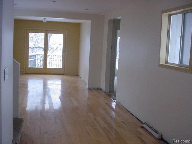 229 Ora Road Oxford, MI 48371 - Photo 11 of 13 GREAT ROOM