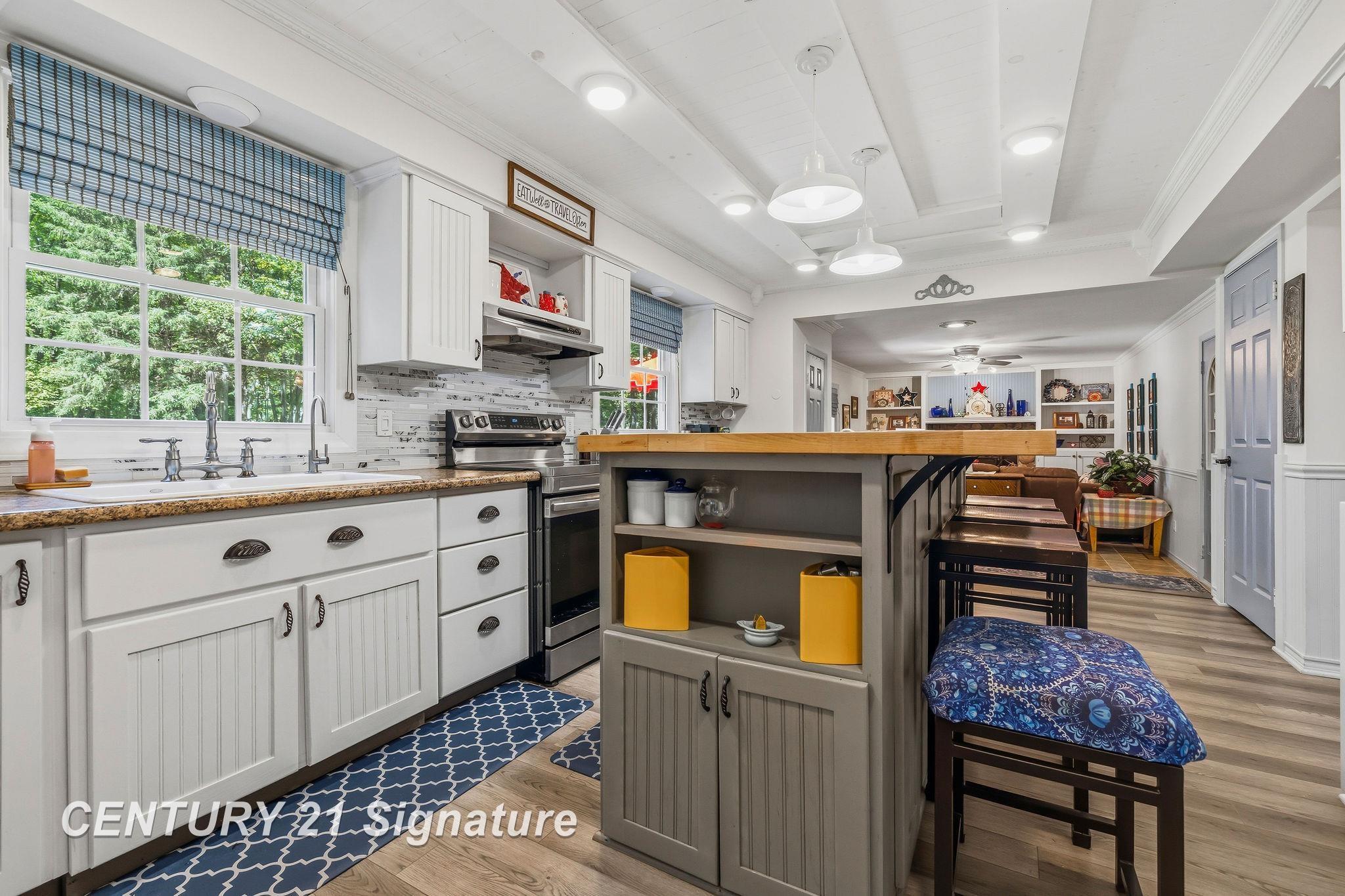 5261 Baker Road Bridgeport, MI 48722 - Photo 5 of 50