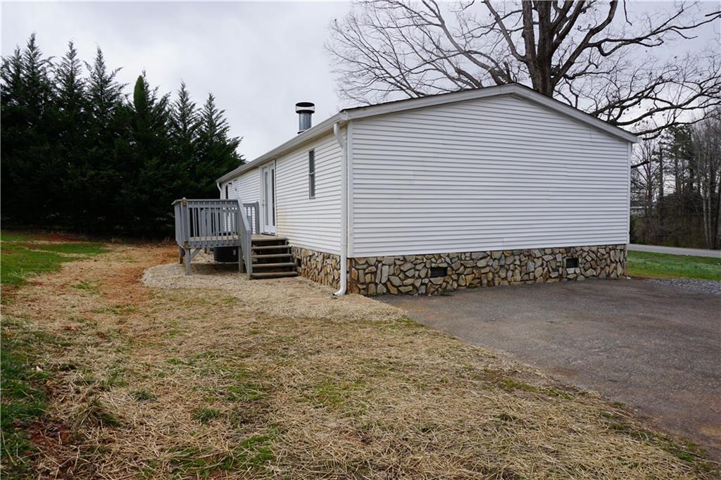 3926 Calico Road Lenoir, NC 28645 - Photo 4 of 23 Gallery Image 4