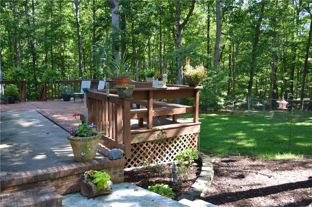 1079 Ridge Road Pine Hall, NC 27042 - Photo 12 of 27