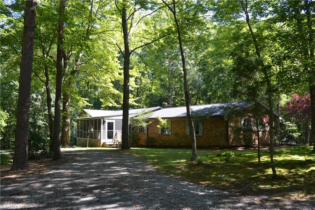 1079 Ridge Road Pine Hall, NC 27042 - Photo 13 of 27