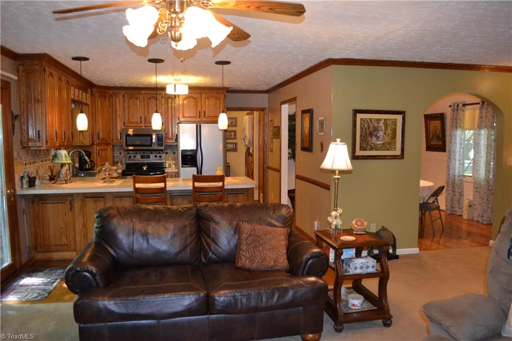 1079 Ridge Road Pine Hall, NC 27042 - Photo 3 of 27