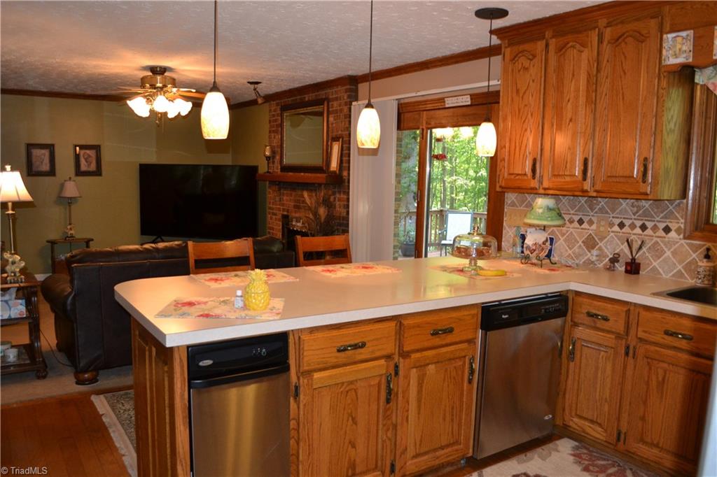 1079 Ridge Road Pine Hall, NC 27042 - Photo 6 of 27