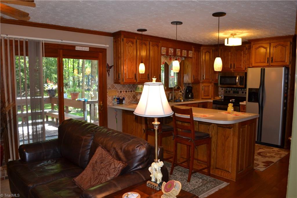 1079 Ridge Road Pine Hall, NC 27042 - Photo 10 of 27