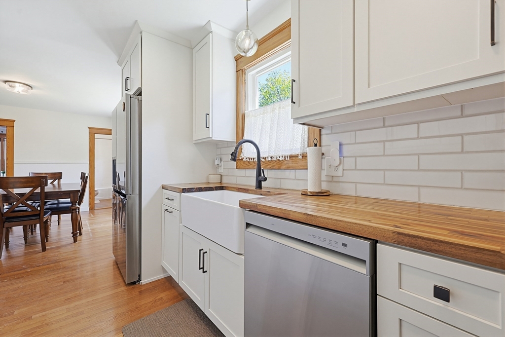 30 Linwood Street Webster, MA 01570 - Photo 14 of 40
