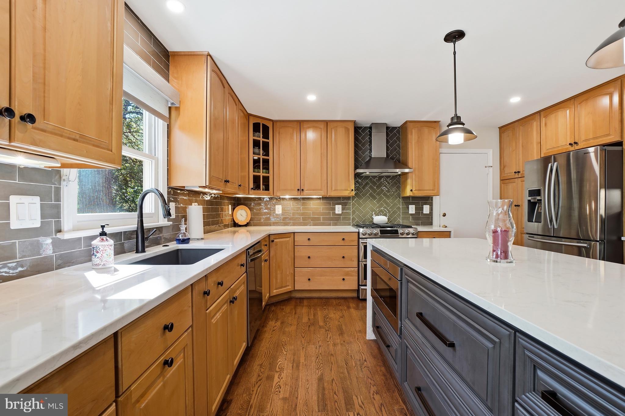 11638 Deer Forest Road Reston, VA 20194 - Photo 16 of 48