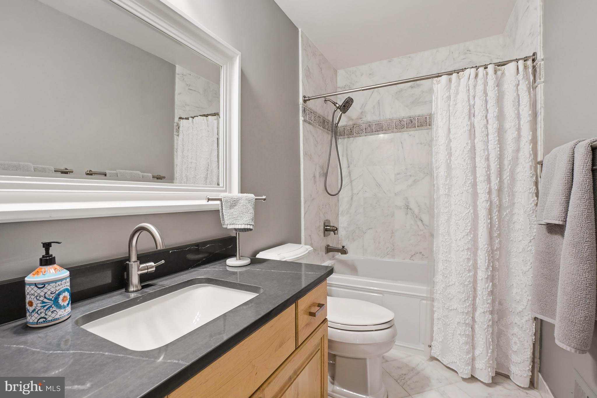11638 Deer Forest Road Reston, VA 20194 - Photo 32 of 48