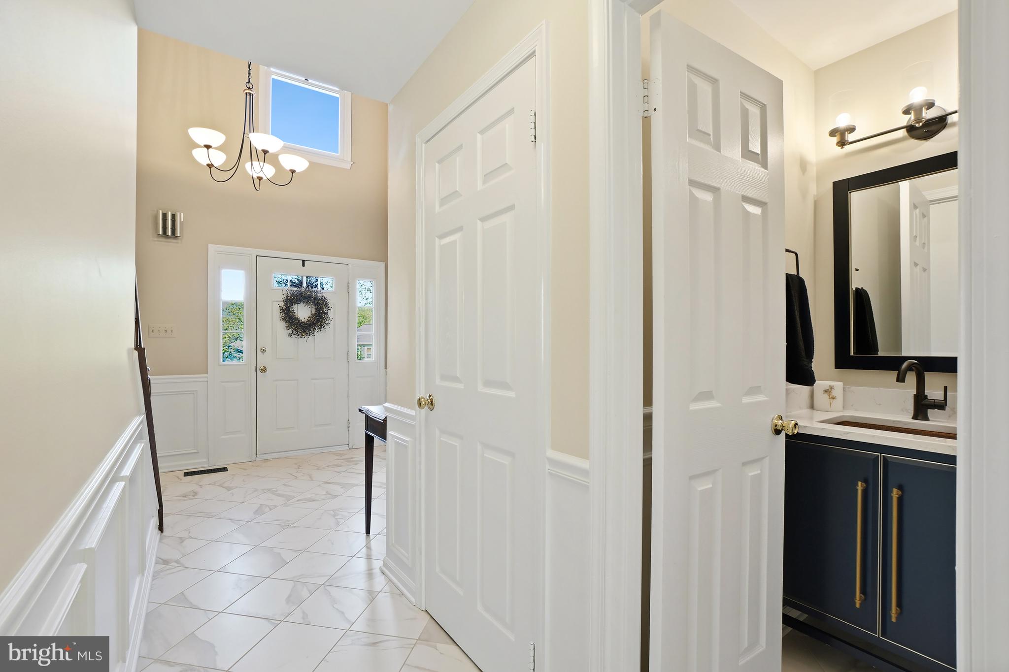 11638 Deer Forest Road Reston, VA 20194 - Photo 5 of 48
