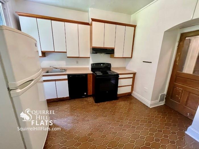 5706 Darlington Road Pittsburgh, PA 15217 - Photo 7 of 29