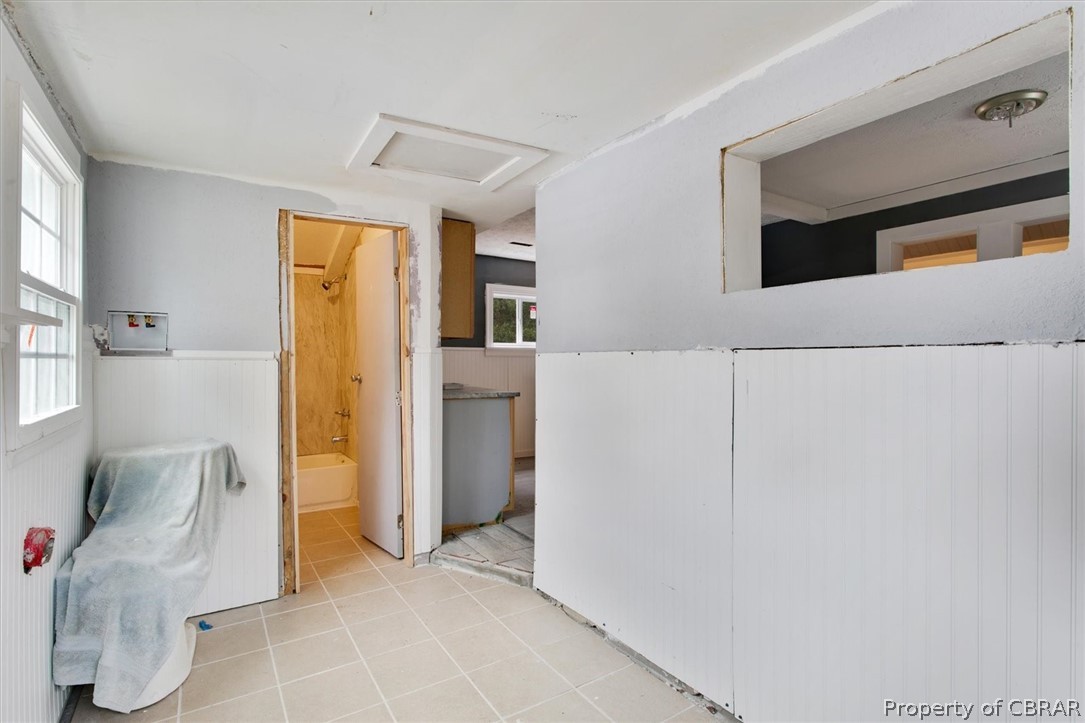 7016 Bray Road Hayes, VA 23072 - Photo 22 of 39 Gallery Image 22