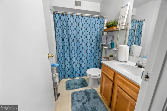 $320,000 | 10 Sandstone Court, Annapolis, MD 21403