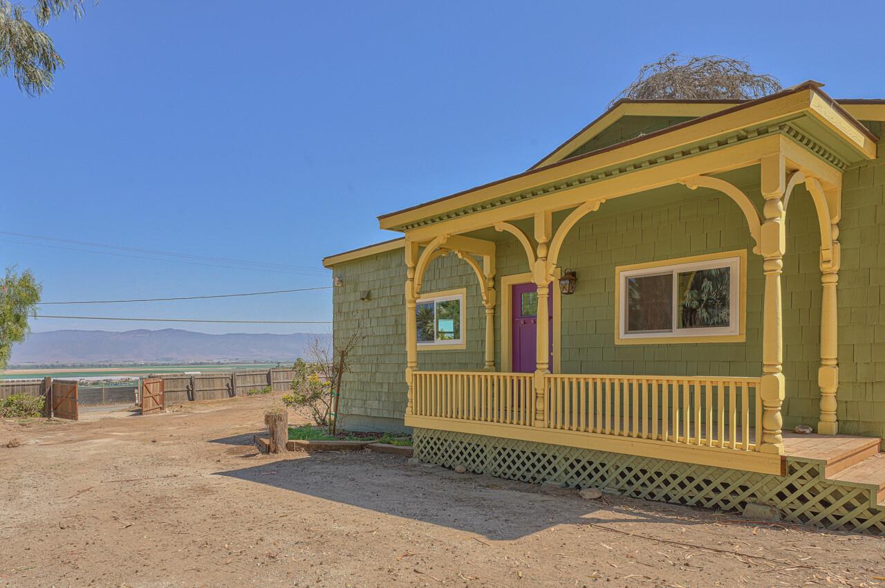 520 River Road Salinas, CA 93908 - Photo 3 of 34 Gallery Image 3