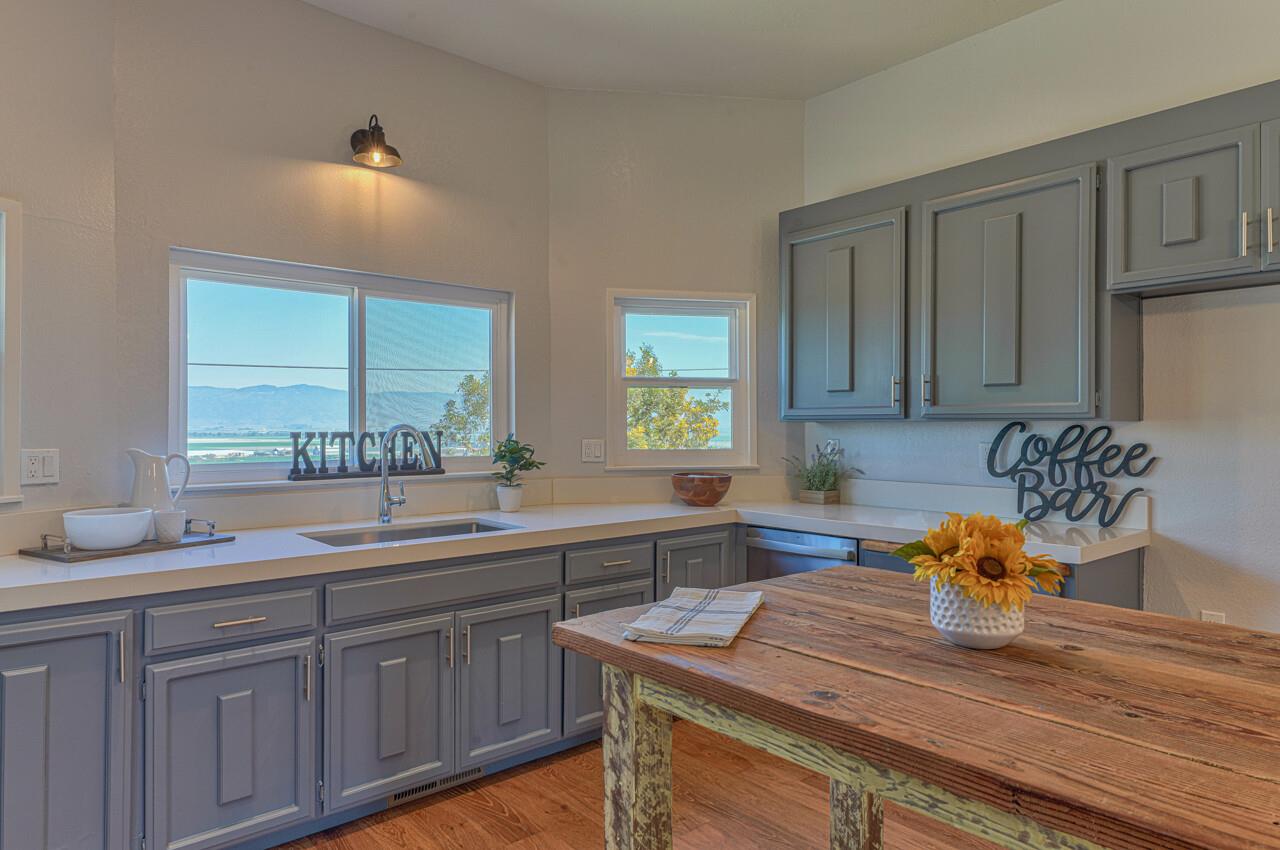 520 River Road Salinas, CA 93908 - Photo 8 of 34 Gallery Image 8