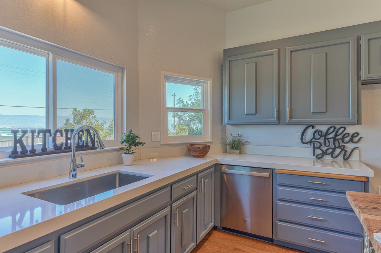 520 River Road Salinas, CA 93908 - Photo 9 of 34 Gallery Image 9