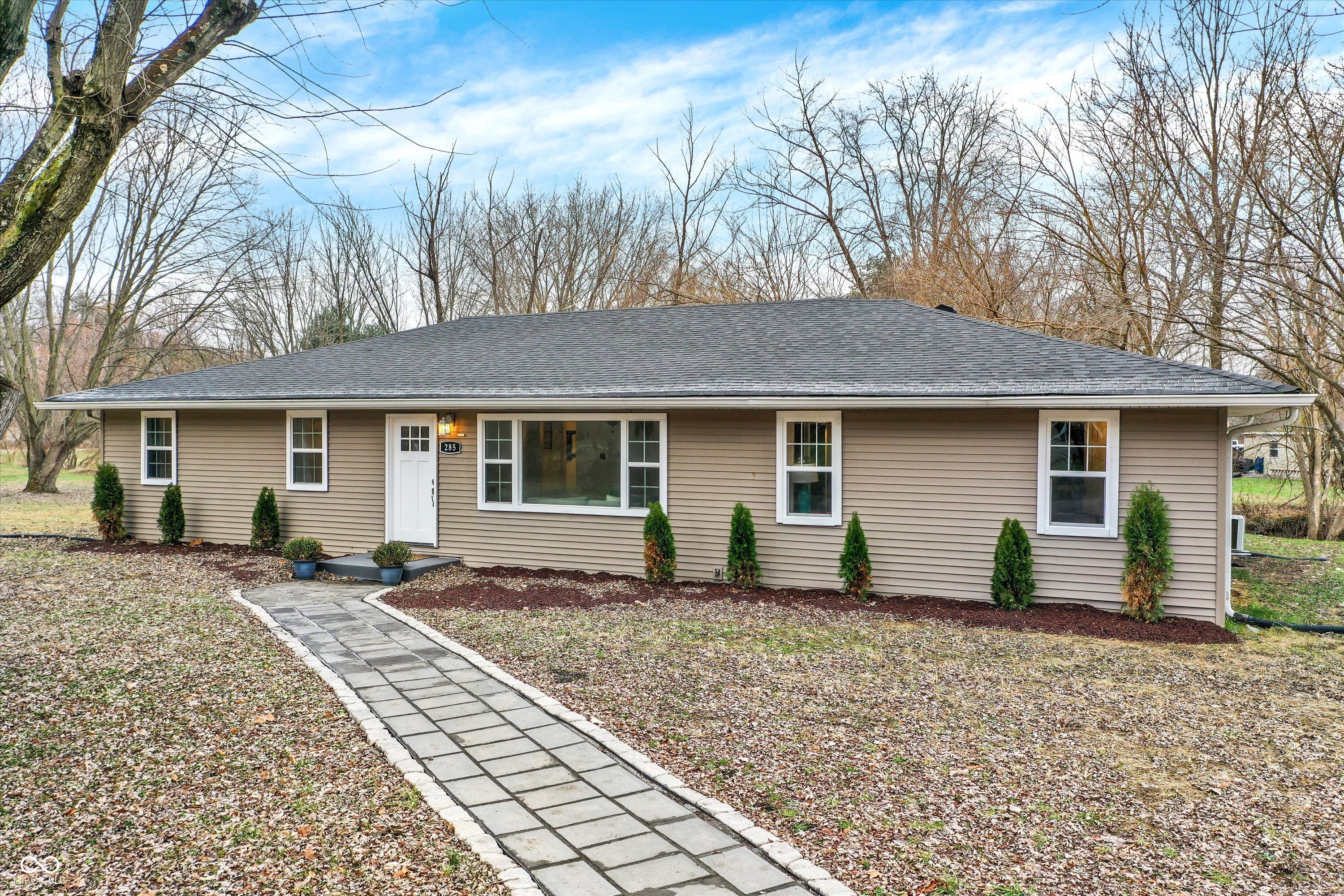 285 Robb Hill Road Martinsville, IN 46151 - Photo 11 of 58