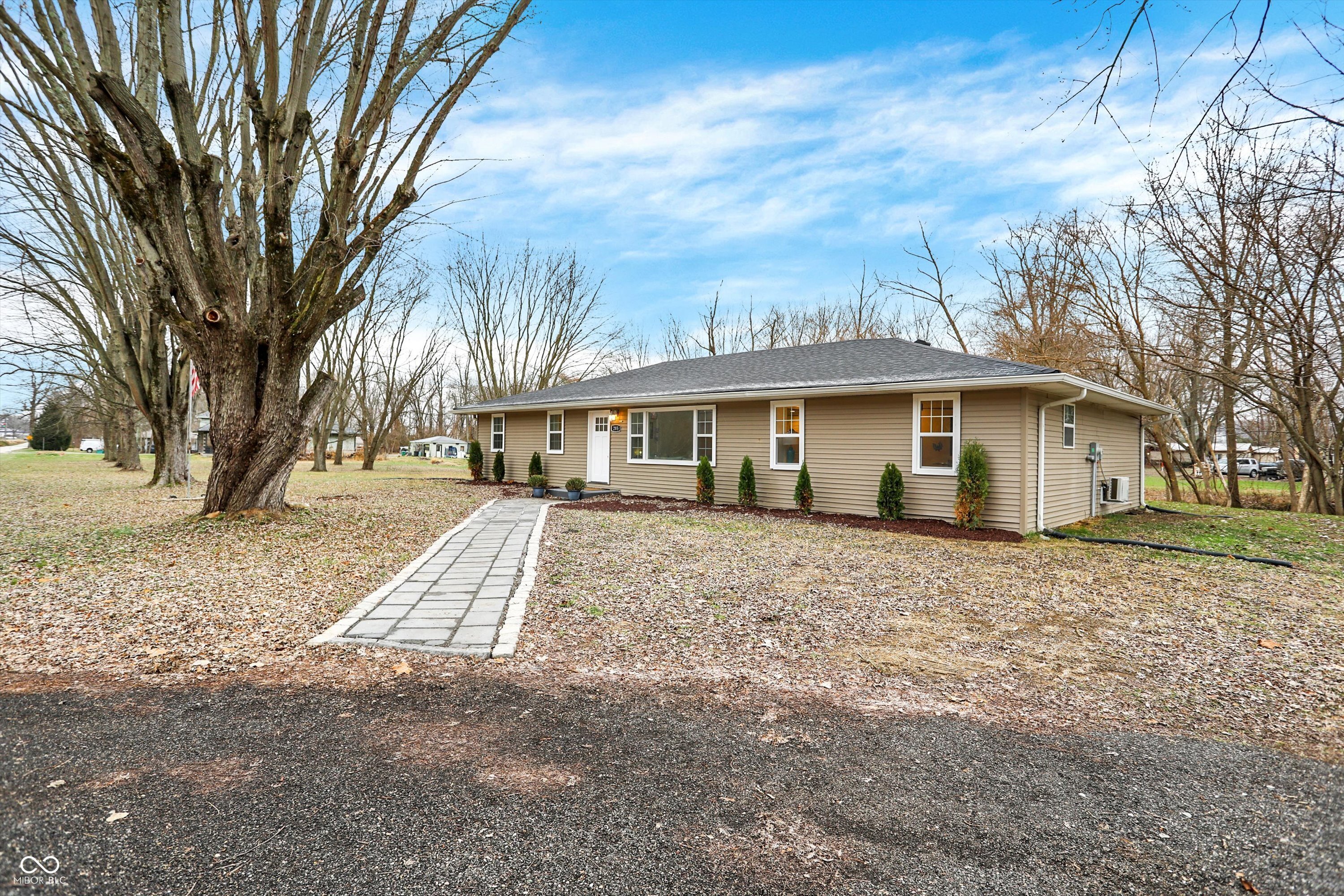 285 Robb Hill Road Martinsville, IN 46151 - Photo 9 of 58