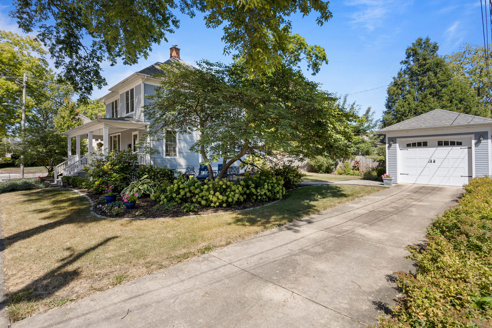 402 East Main Street Monticello, IL 61856 - Photo 3 of 22