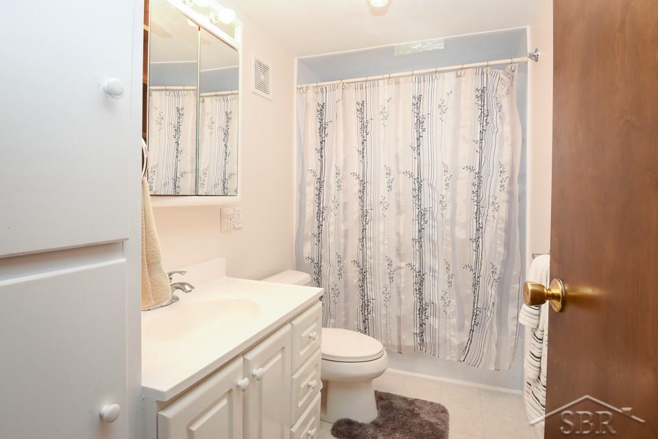 18776 Dice Road Merrill, MI 48637 - Photo 6 of 18 31345069-5.JPG