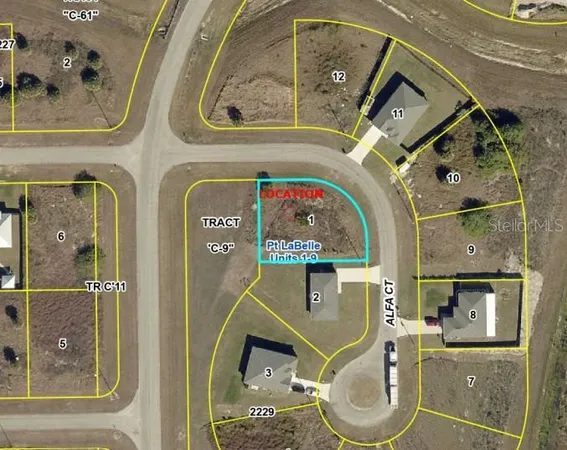 a picture of a bathroom