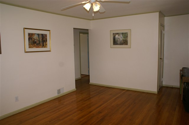 54 Southgate Road Colonie, NY 12211 - Photo 3 of 12 Photo 3