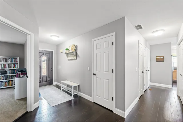 $285,000 | 106 Juniper Drive, Mahomet, IL 61853