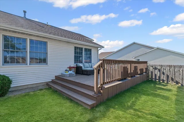 $285,000 | 106 Juniper Drive, Mahomet, IL 61853