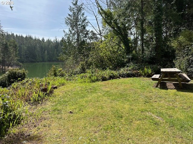 89510 Highway 101, Unit 16 Florence, OR 97439 - Photo 18 of 22