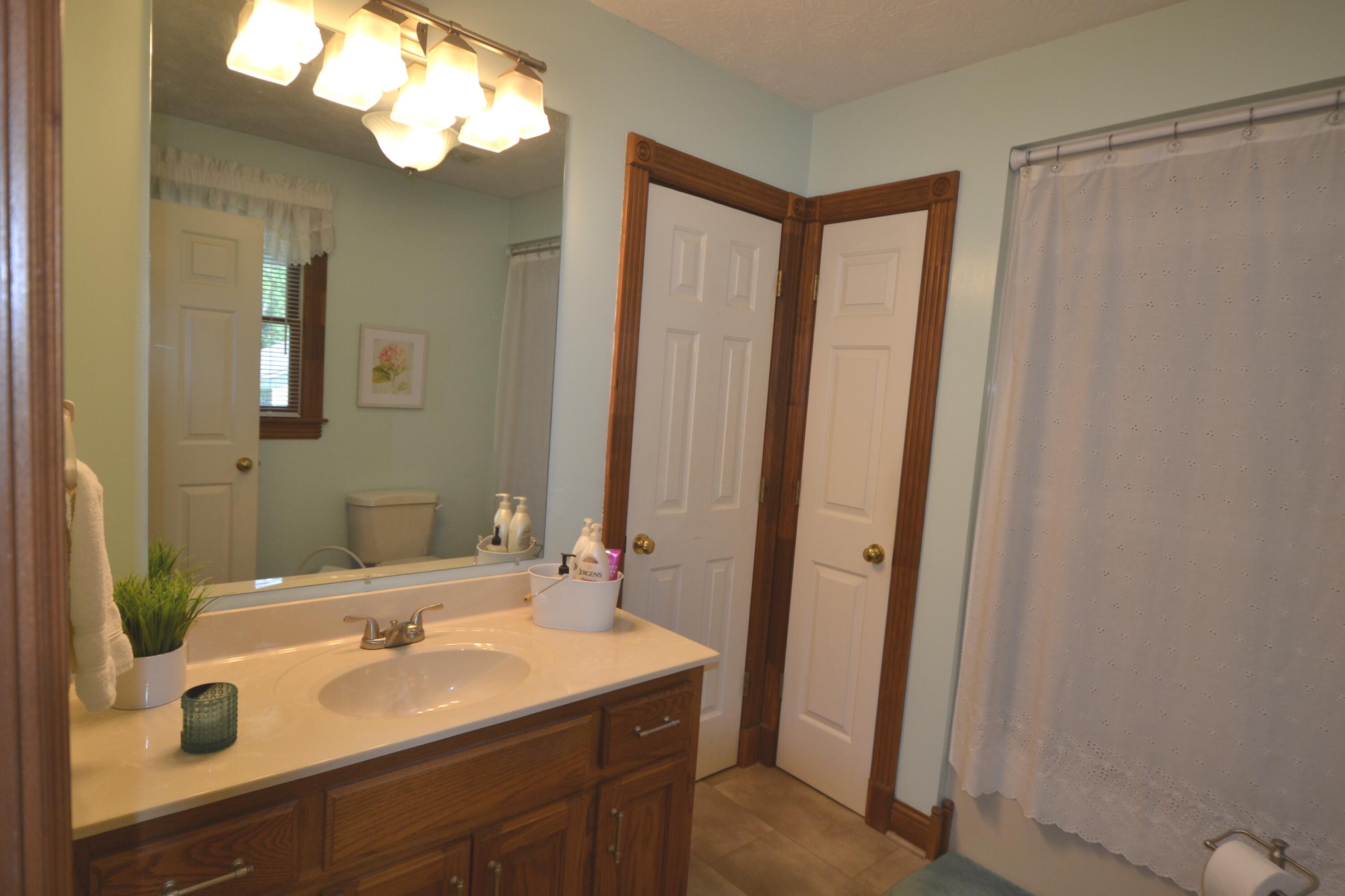 1953 Perryville Road Harrodsburg, KY 40330 - Photo 13 of 15 DSC_0058