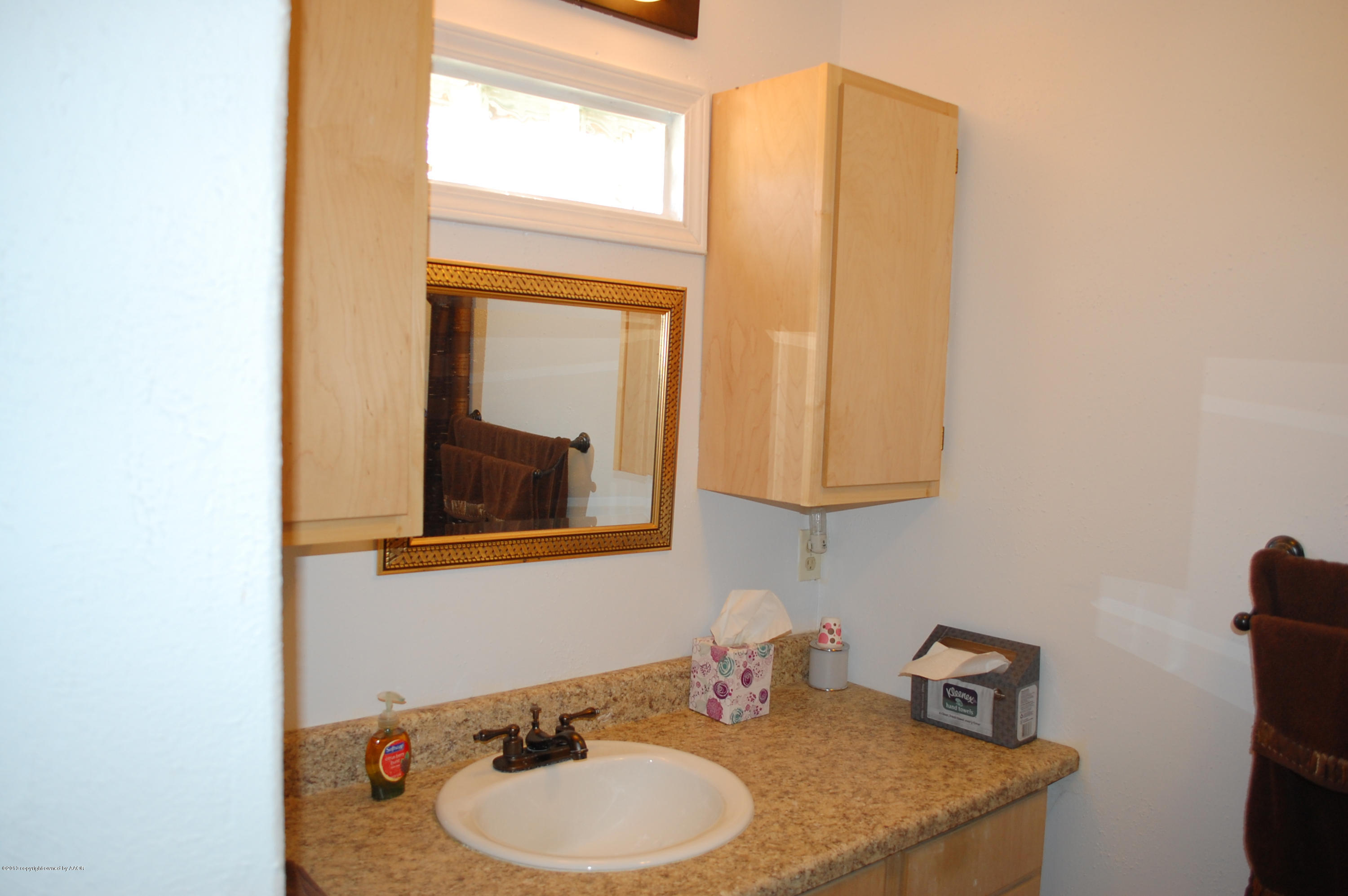 4323 South Monroe Street Amarillo, TX 79110 - Photo 18 of 34 Bathroom 2
