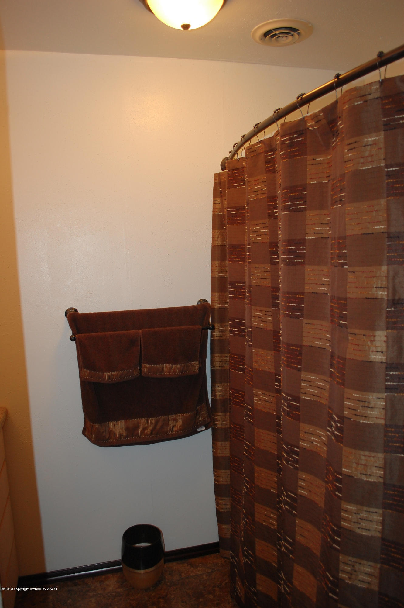 4323 South Monroe Street Amarillo, TX 79110 - Photo 20 of 34 Shower 2