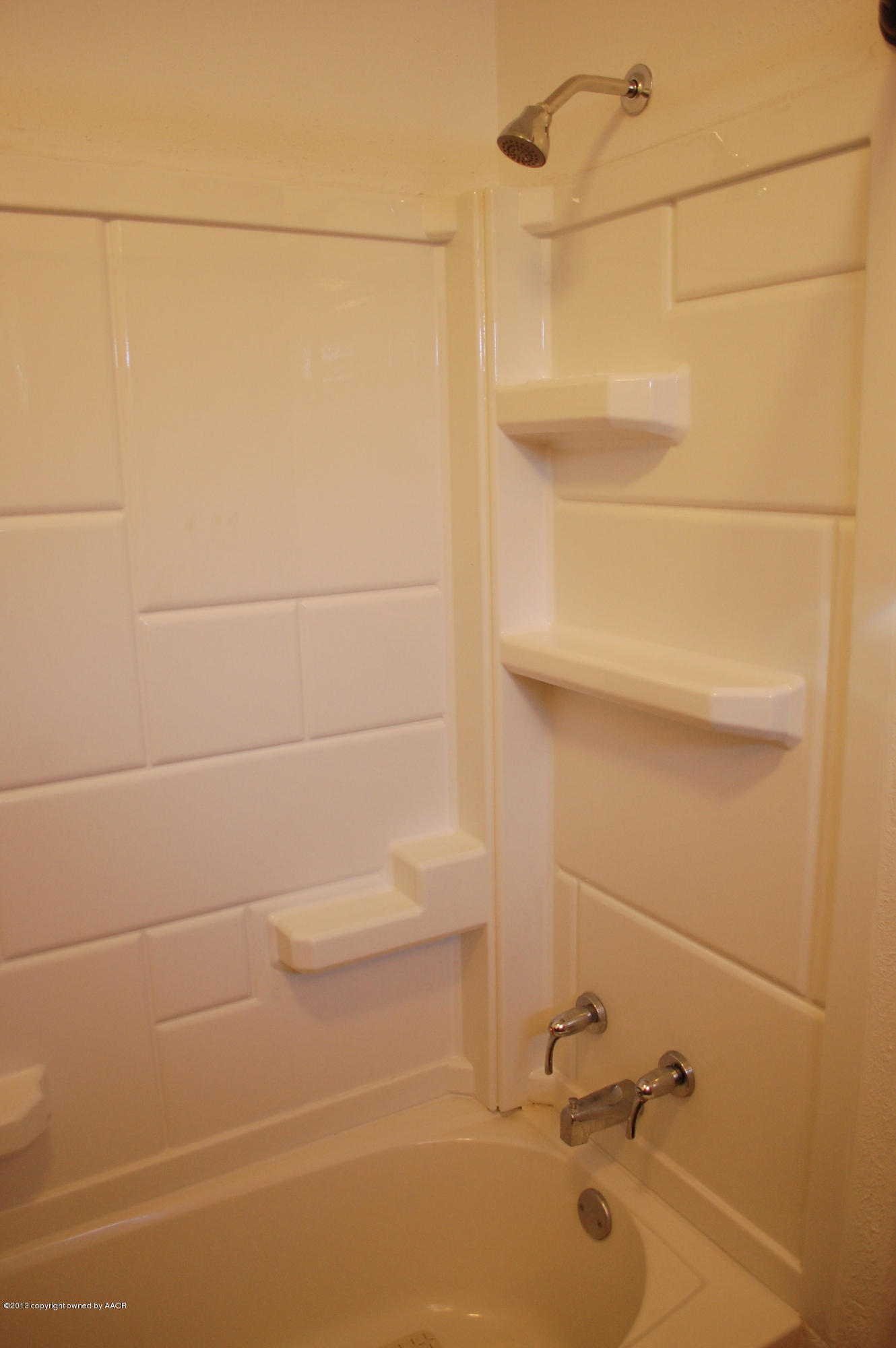 4323 South Monroe Street Amarillo, TX 79110 - Photo 21 of 34 Shower