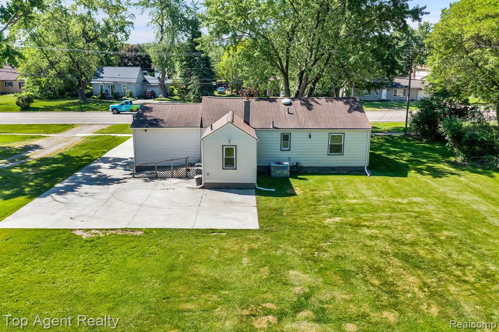 1541 East Wattles Road Troy, MI 48085 - Photo 31 of 32