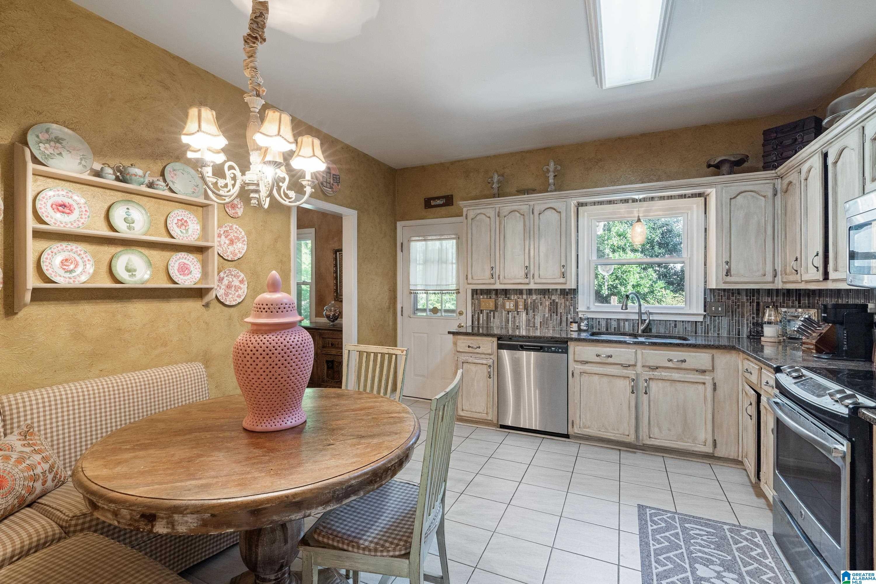 140 Sundance Alabaster, AL 35007 - Photo 12 of 37 Gallery Image 12