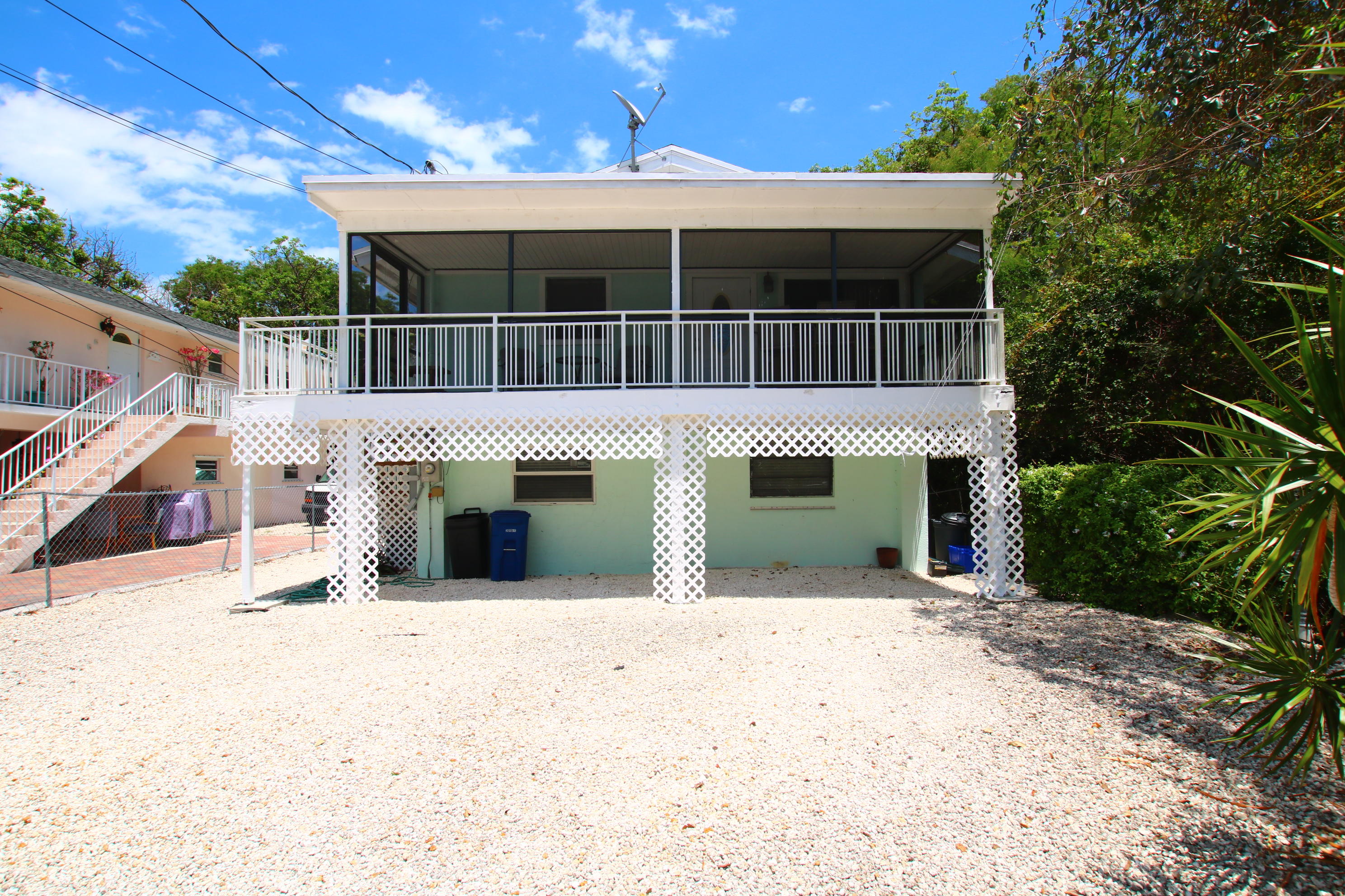1014 Gibraltar Road Key Largo, FL 33037 - Photo 2 of 47 virtual-tour-208102-03