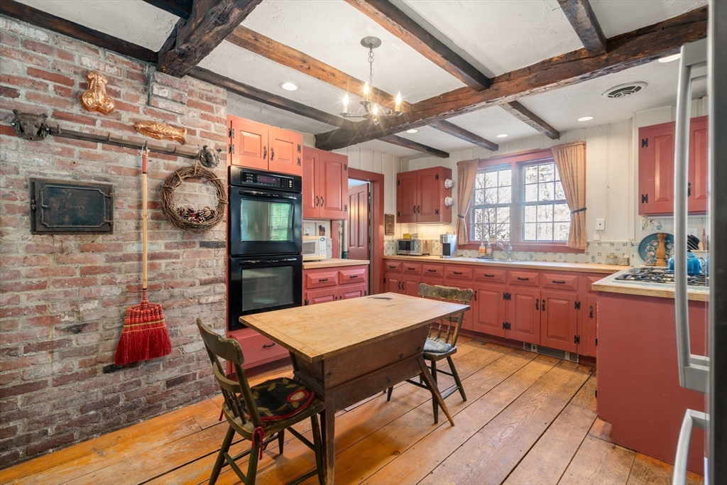 63 Sudbury Road Weston, MA 02493 - Photo 16 of 27