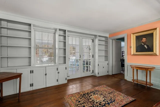 $2,400,000 | 63 Sudbury Road, Weston, MA 02493