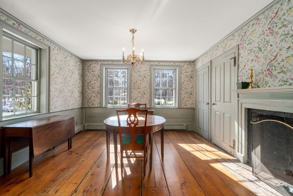 63 Sudbury Road Weston, MA 02493 - Photo 7 of 27