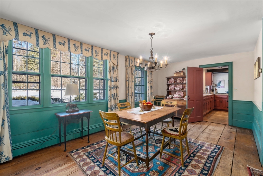 63 Sudbury Road Weston, MA 02493 - Photo 10 of 27