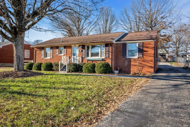 $255,000 | 555 Ashe Avenue, New Johnsonville, TN 37134