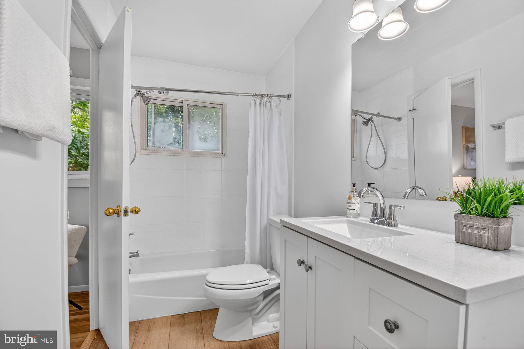 4401 Ferrara Drive Silver Spring, MD 20906 - Photo 16 of 36