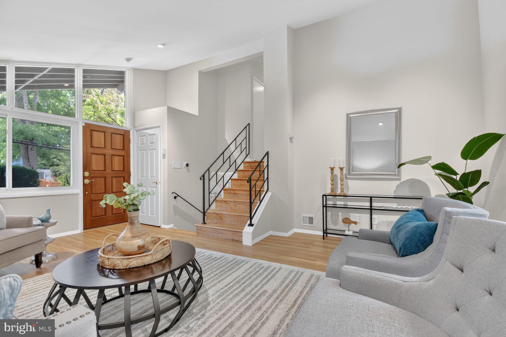 4401 Ferrara Drive Silver Spring, MD 20906 - Photo 4 of 36